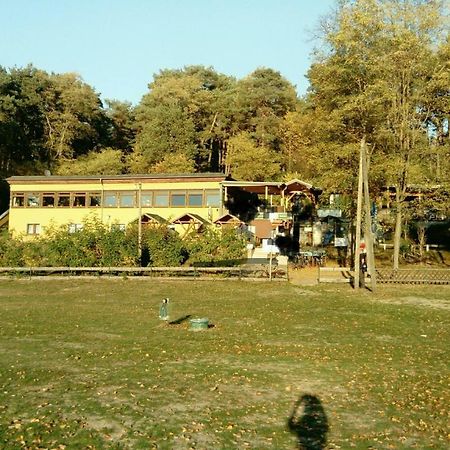 Ferienunterkuenfte Wesenberg Apartamento Exterior foto